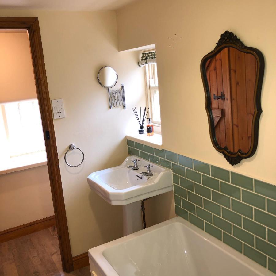 Jitty Cottage - Open Plan With Gallery Bedroom Appleby-in-Westmorland Bagian luar foto